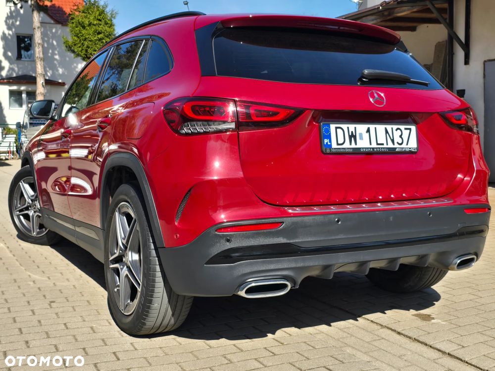 Mercedes-Benz GLA 200 AMG Line - 25