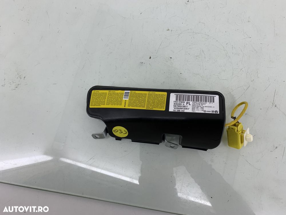 Dezmembrez Airbag bancheta dreapta spate de pe VW GOLF 5 2004-2008 - 1