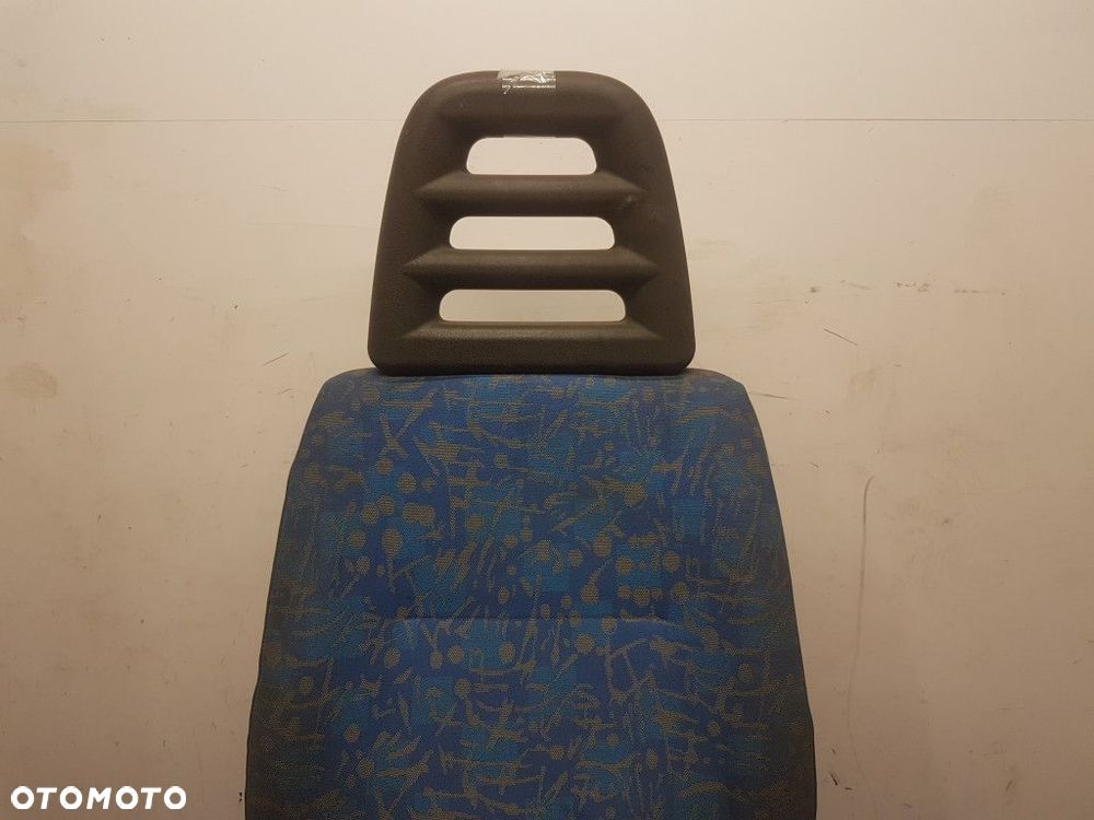 IVECO DAILY III FOTEL KIEROWCY. - 5