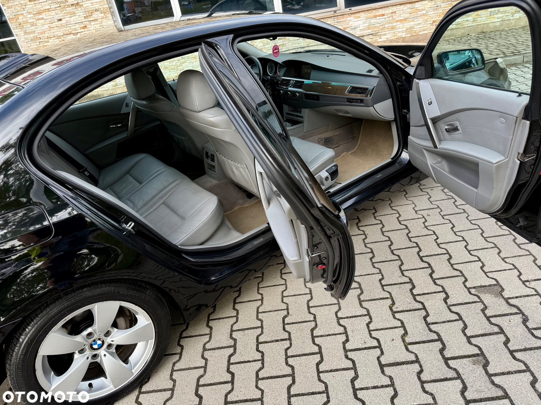 BMW Seria 5 - 28