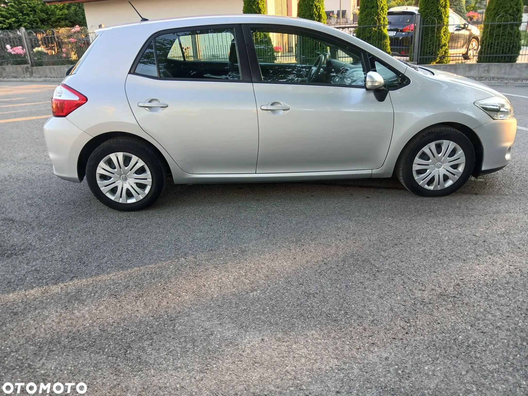 Toyota Auris 1.6 Dynamic - 3