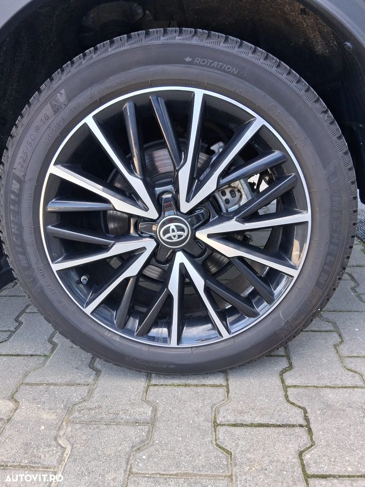Toyota C-HR 2.0 HSD 184 CP 4x2 CVT C-lassy - 11