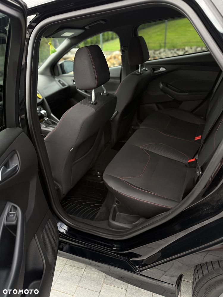 Ford Focus 1.0 EcoBoost ST-Line - 15