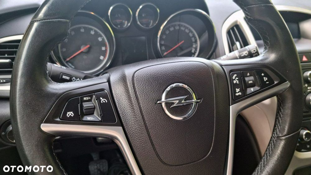 Opel Astra - 18