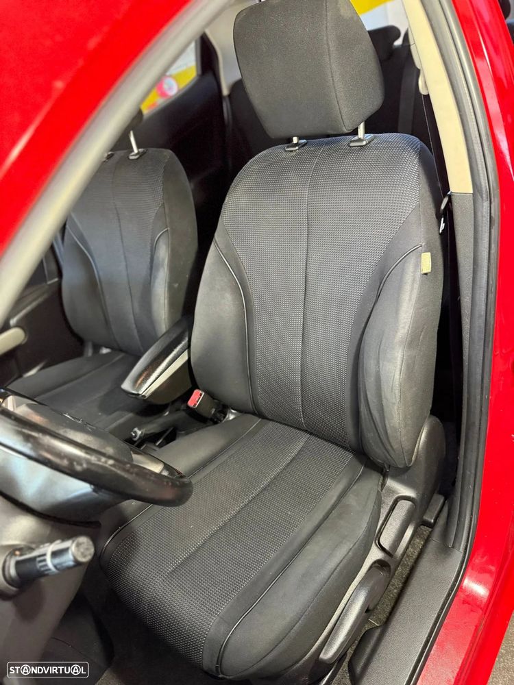 Mazda 2 1.3 MZR Exclusive - 12