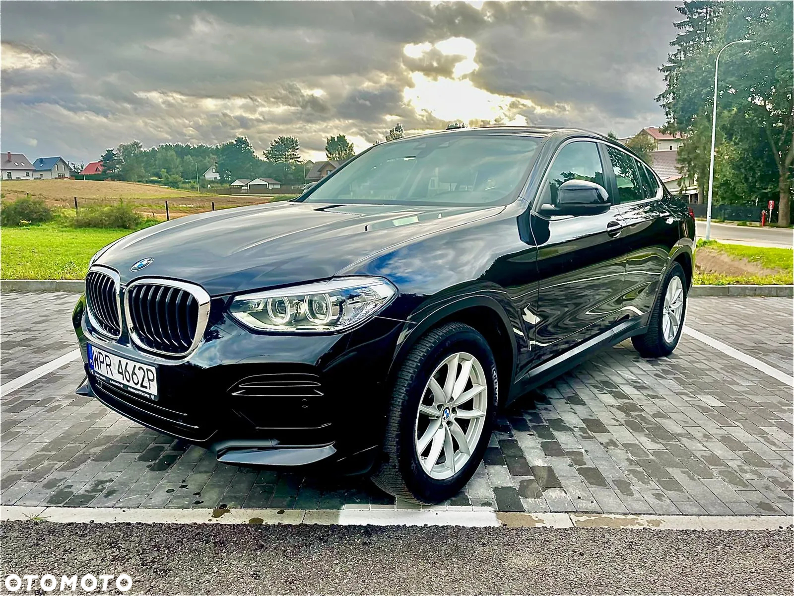 BMW X4 xDrive20i Advantage sport - 2