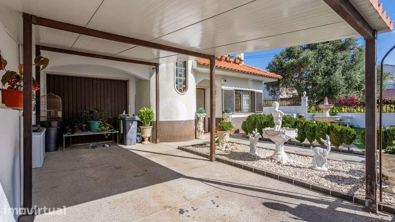 Moradia Bi-familiar T3 + T2 | Bairro da Castelhana, São João da Talha - Grande imagem: 3/47