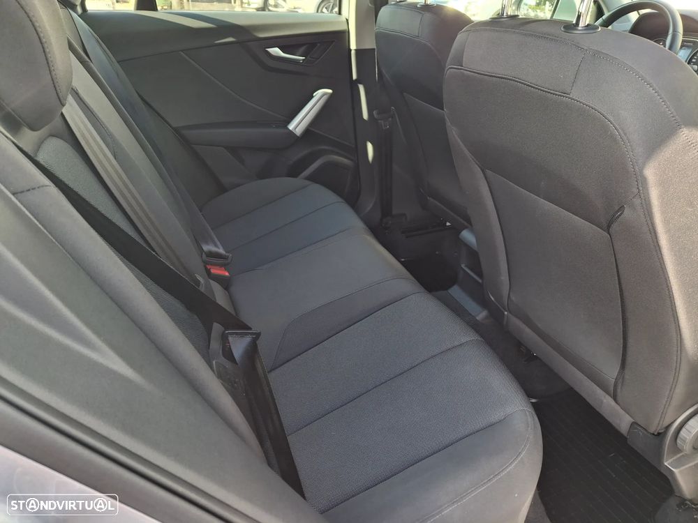 Audi Q2 35 TDI Advanced S tronic - 26