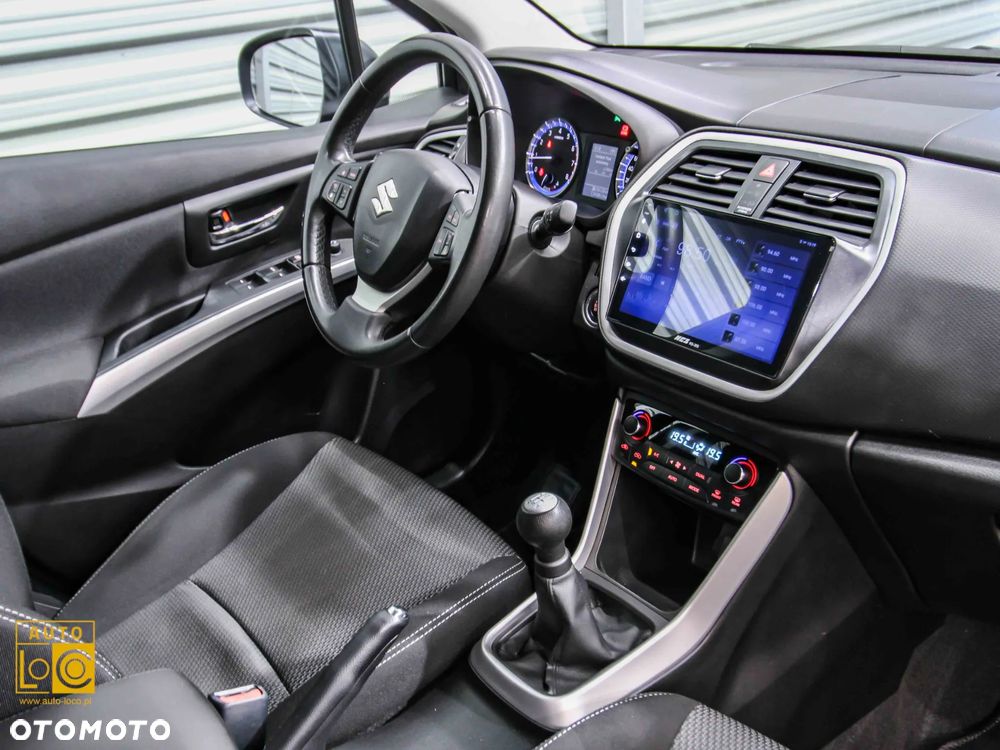 Suzuki SX4 1.6 Premium - 14