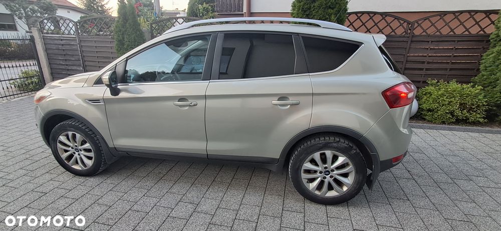Ford Kuga 2.0 TDCi Titanium - 8