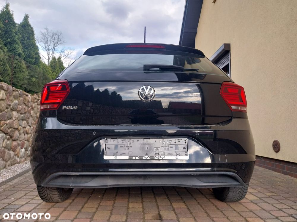 Volkswagen Polo - 8