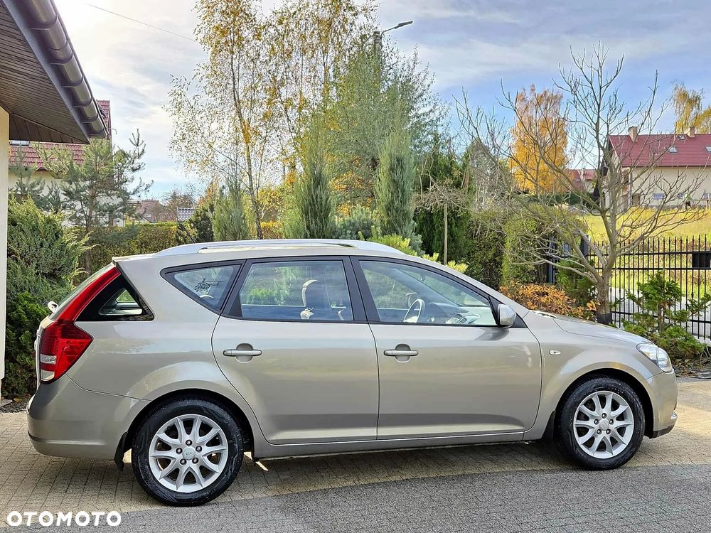 Kia Ceed Cee'd 1.4 Comfort - 36