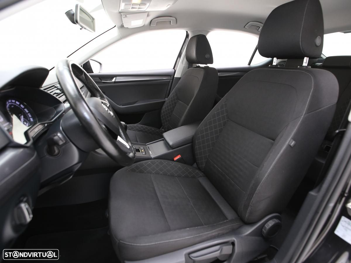 Skoda Superb 1.6 TDI Active - 8