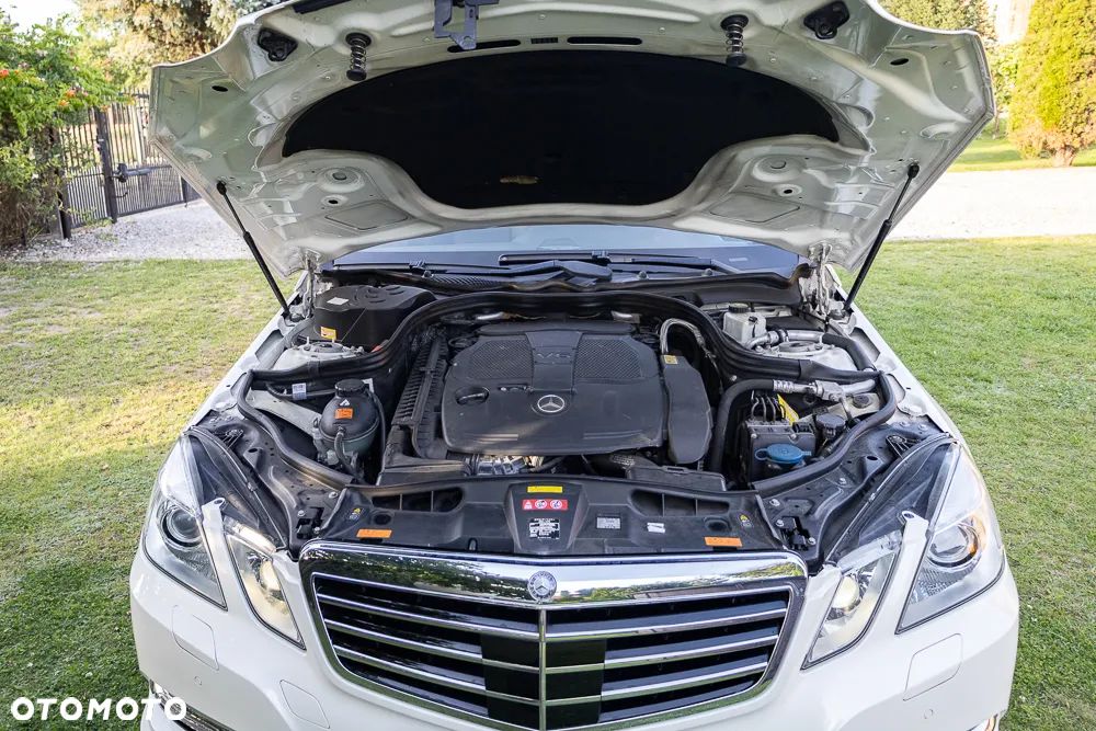 Mercedes-Benz Klasa E - 32