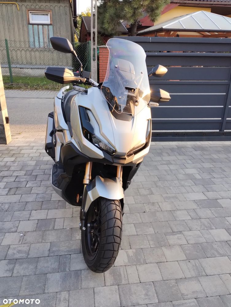 Honda ADV350 - 5