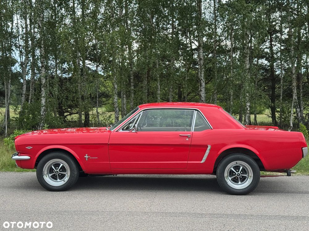 Ford Mustang - 10