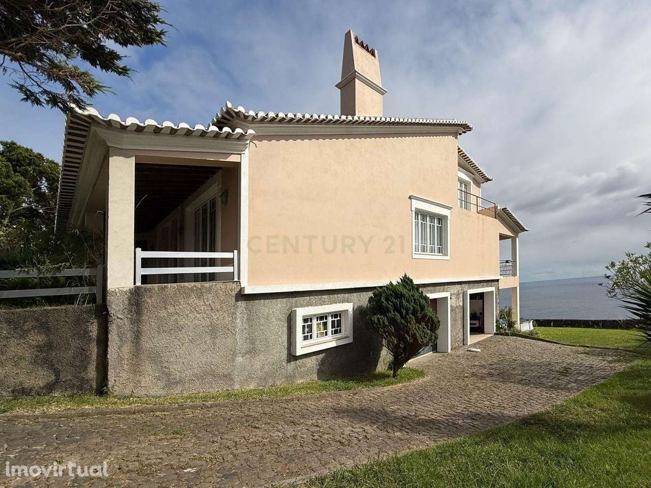 Fantástica Moradia T4 no Serretina - Ilha Terceira - Grande imagem: 3/40