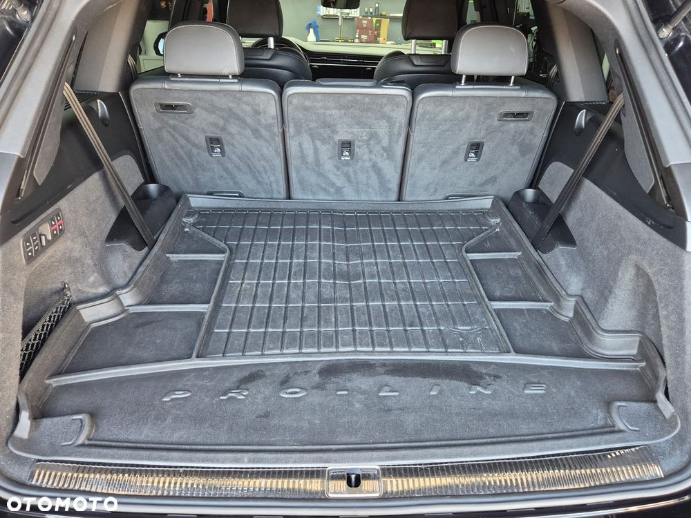 Audi Q7 50 TDI Quattro Tiptronic - 28