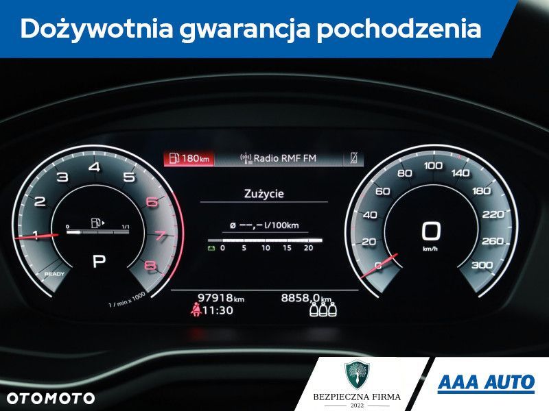 Audi A4 Limousine - 10