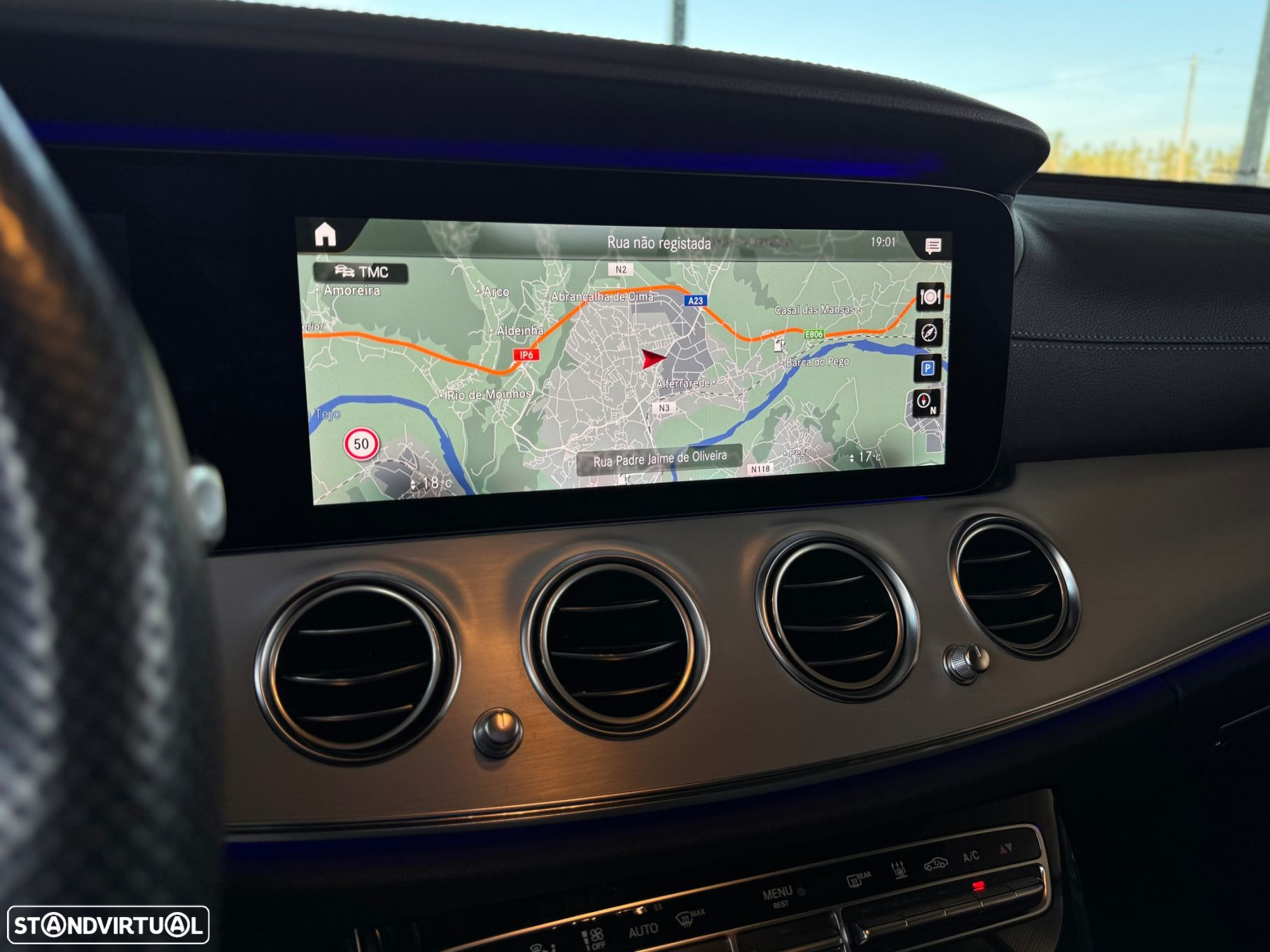 Mercedes-Benz E 300 de AMG Line 4Matic - 27