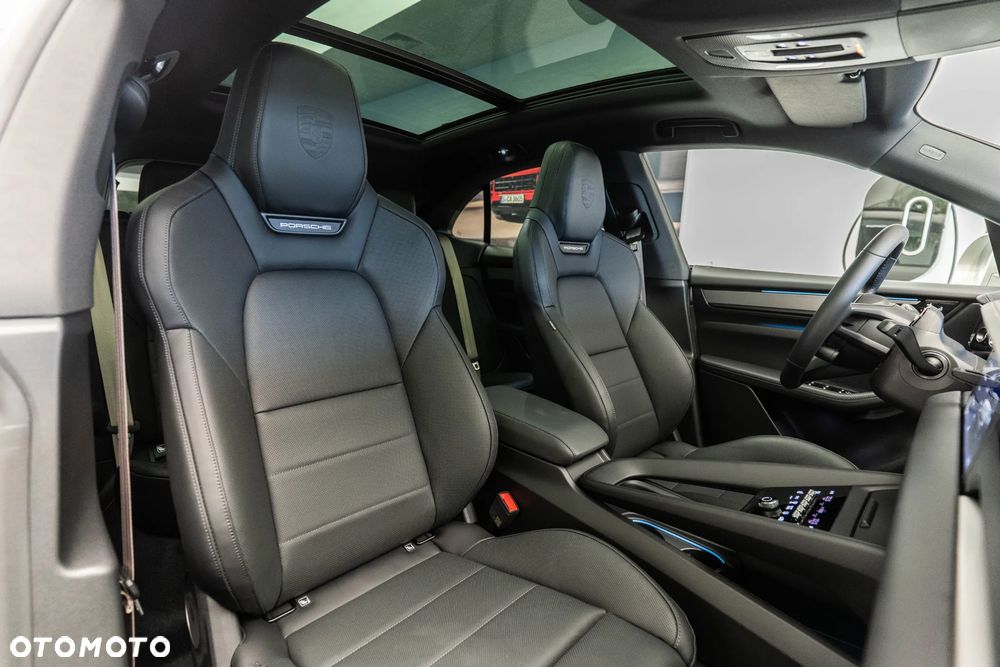 Porsche Macan GTS 100kWh - 16