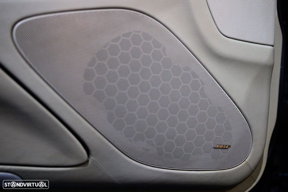 Mercedes-Benz SL 55 AMG - 16