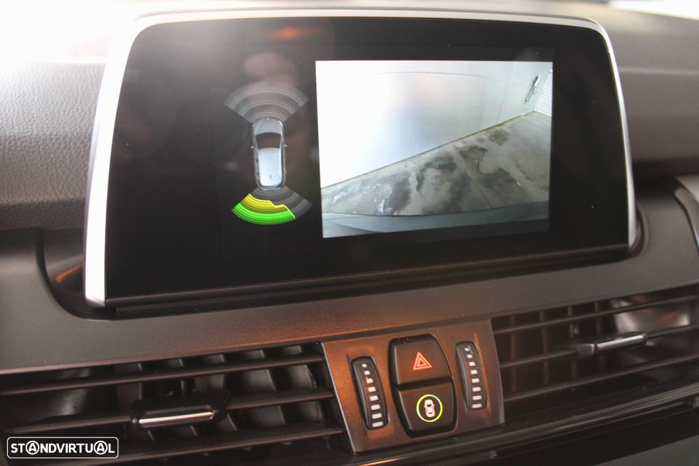 BMW 225xe Active Tourer Advantage - 12