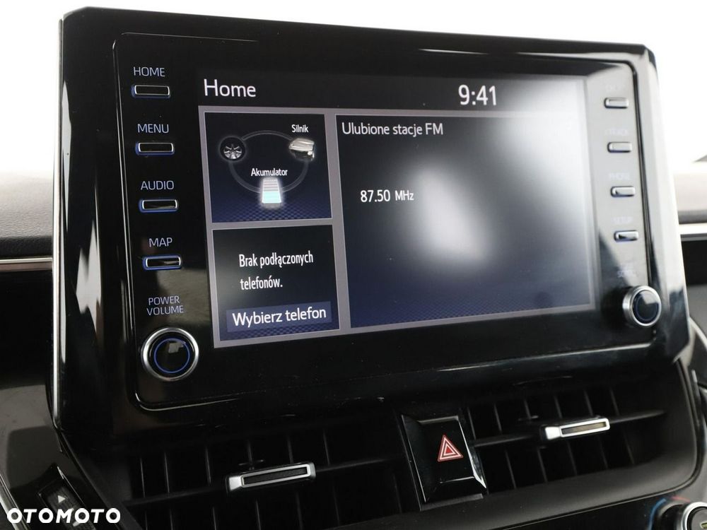 Toyota Corolla 1.8 Hybrid Active - 24