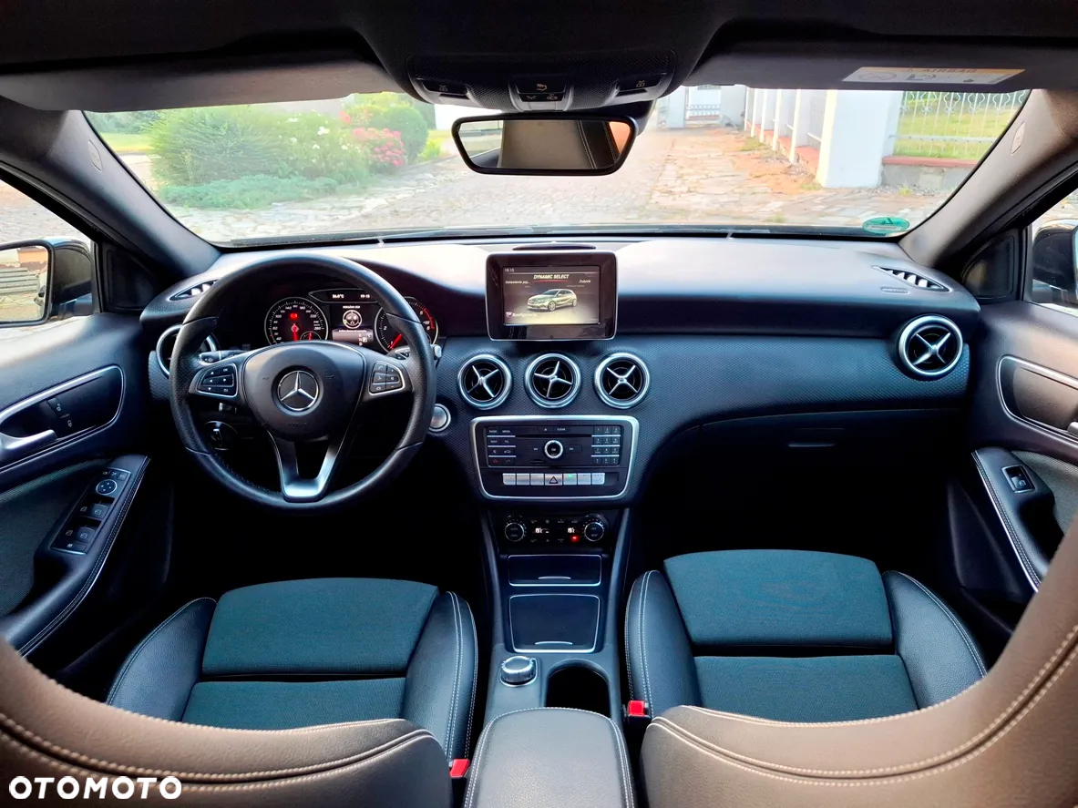 Mercedes-Benz Klasa A 180 d AMG Line 7G-DCT - 13