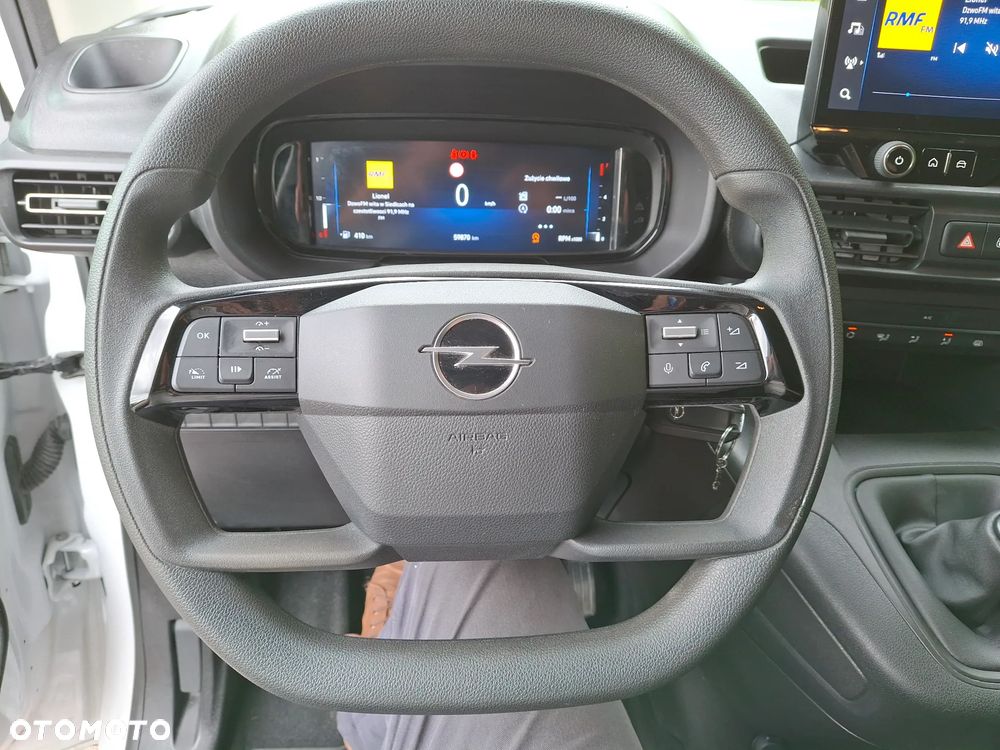 Opel Combo 2025 r 1.2 Pure Tech 110 KM Salon PL - 23