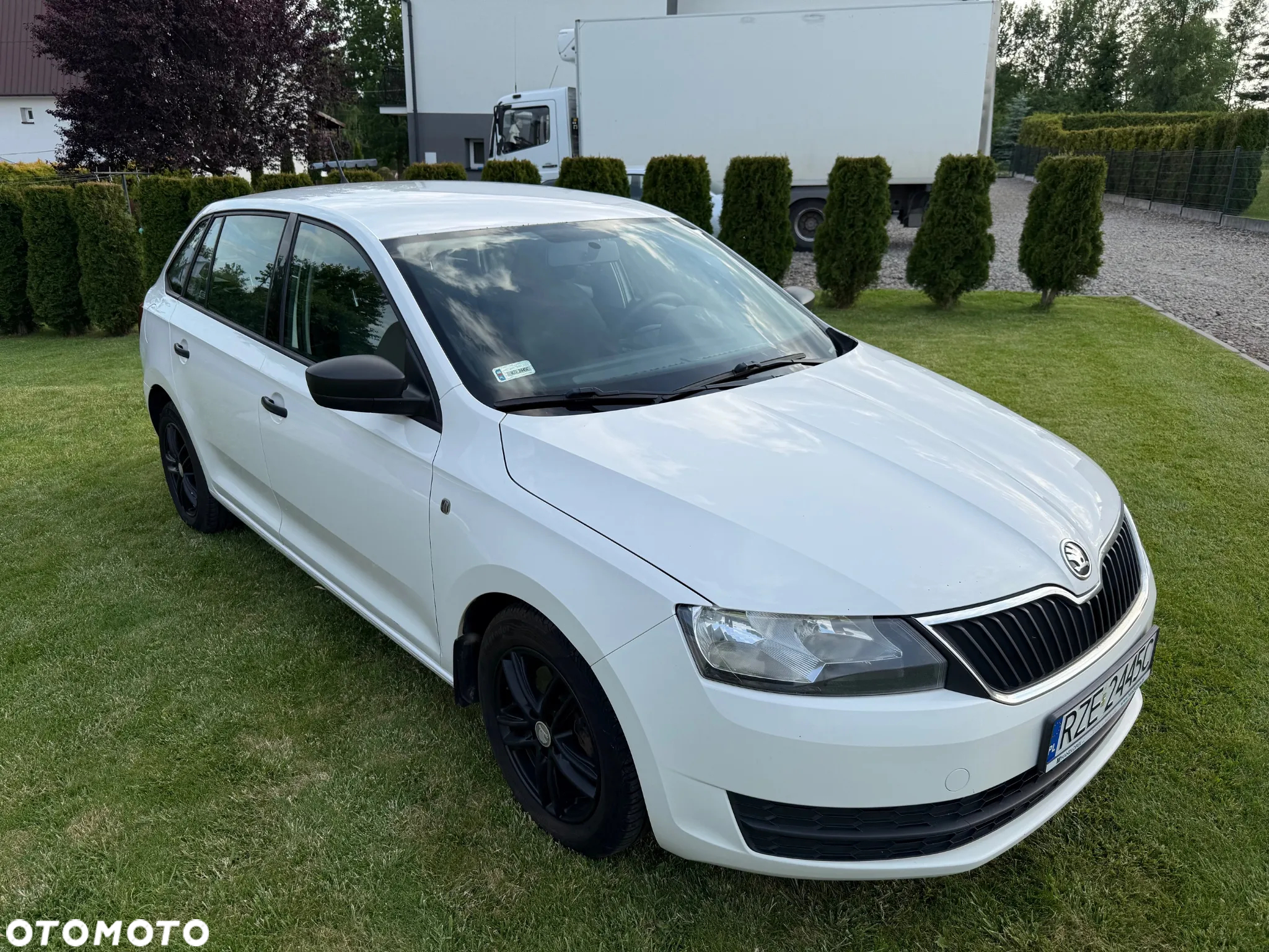 Skoda RAPID 1.2 TSI Active - 3