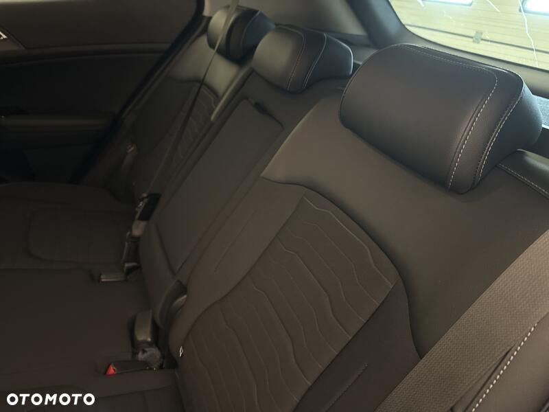 Kia Sportage 1.6 T-GDI MHEV Business Line 2WD DCT - 20