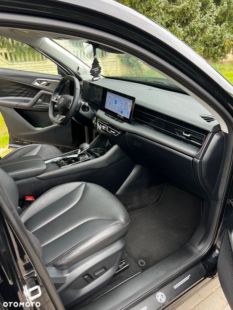 MG HS 1.5 T-GDI Excite DCT - 6