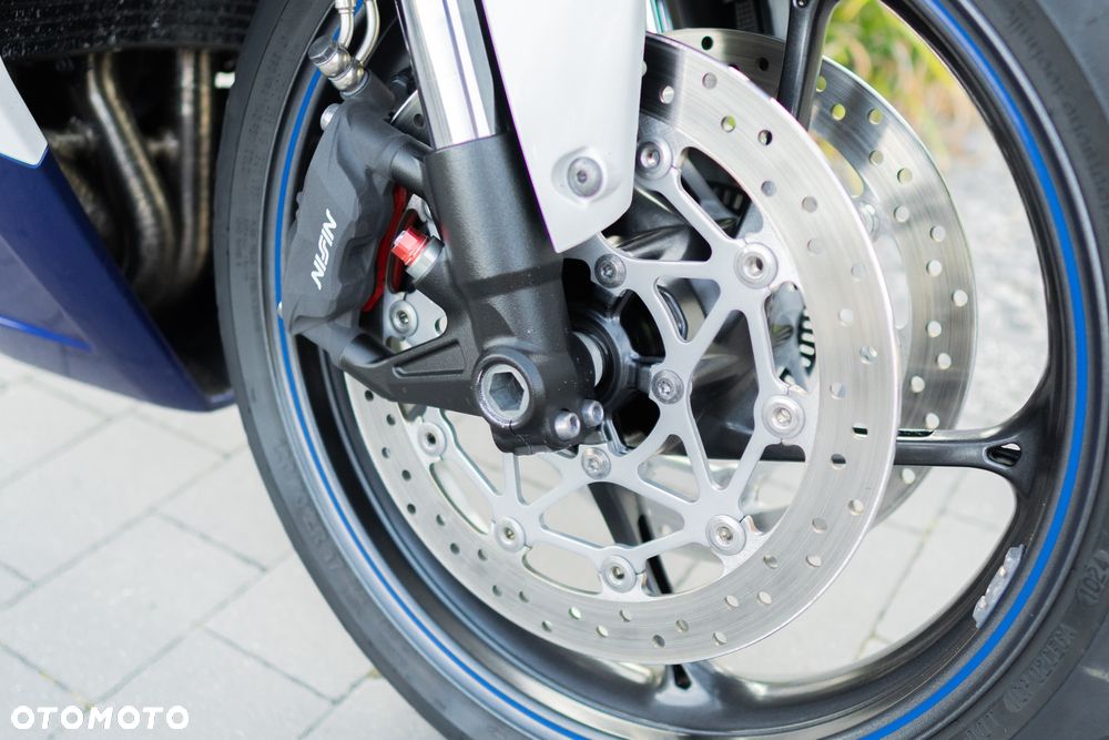 Triumph Daytona - 11