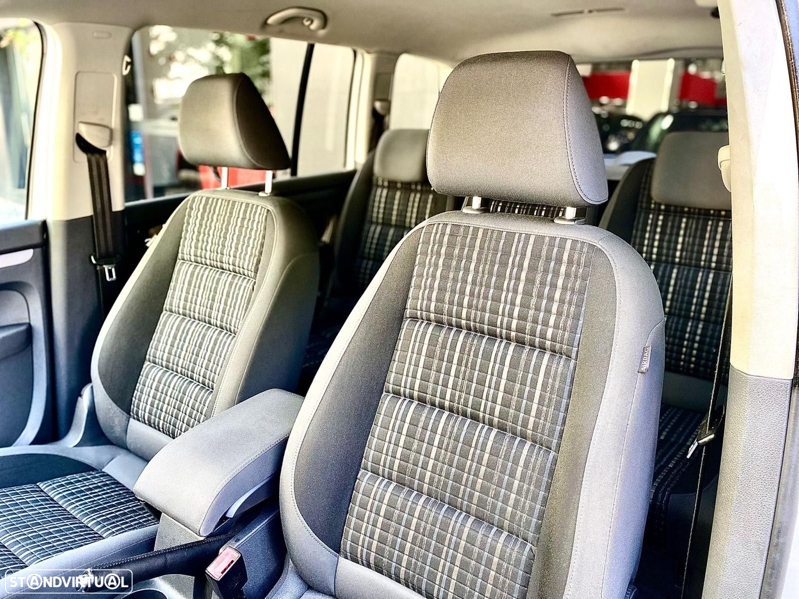 VW Touran 1.4 TSI EcoFuel DSG Comfortline - 15