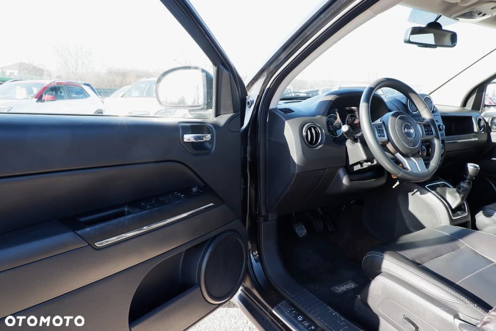 Jeep Compass 2.2 CRD 4x4 Limited - 25