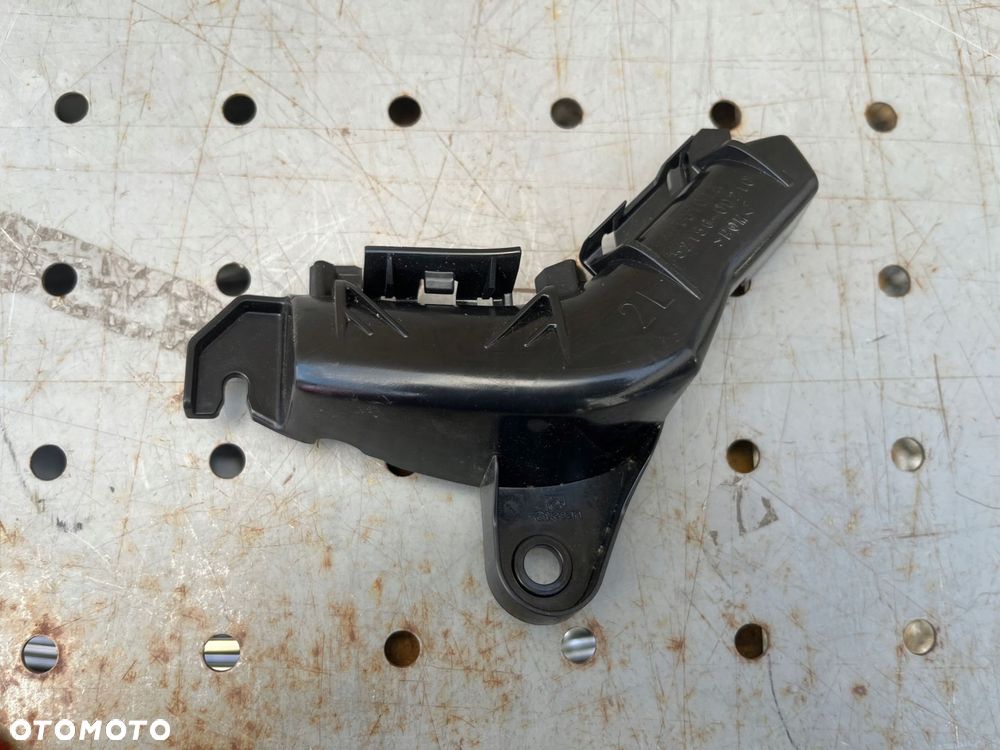 Toyota OE 52156-0D210 ślizg lampy tylnej - 1