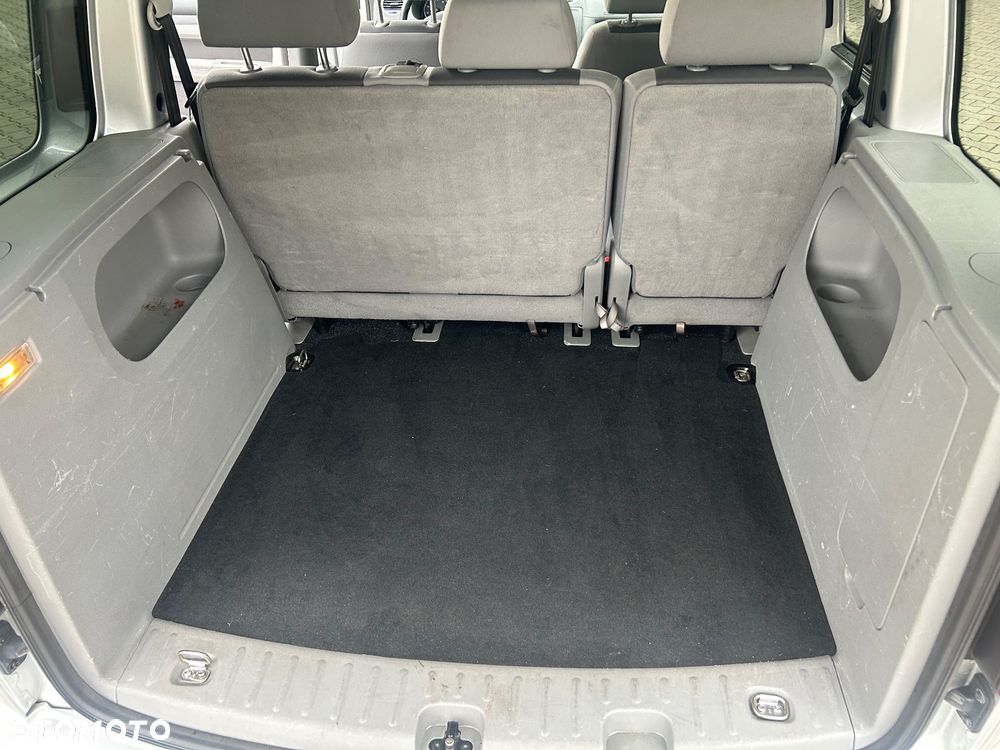 Volkswagen Caddy - 17