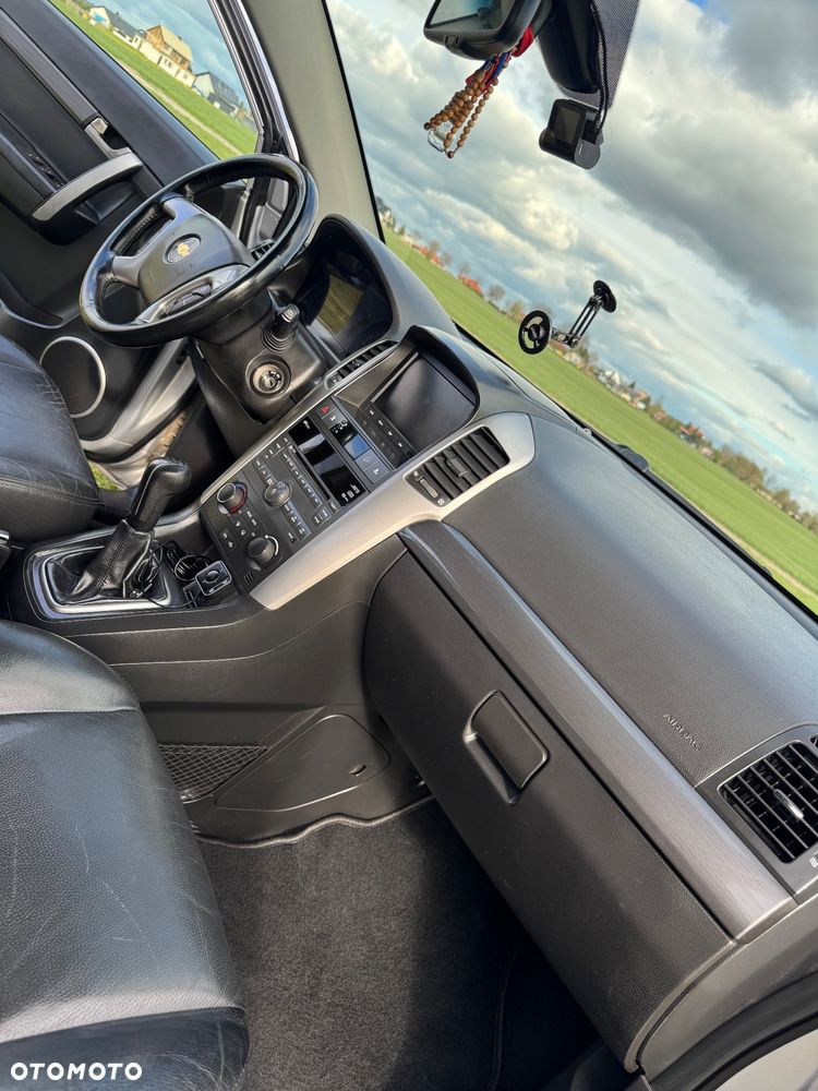 Chevrolet Captiva 2.0 d High - 12