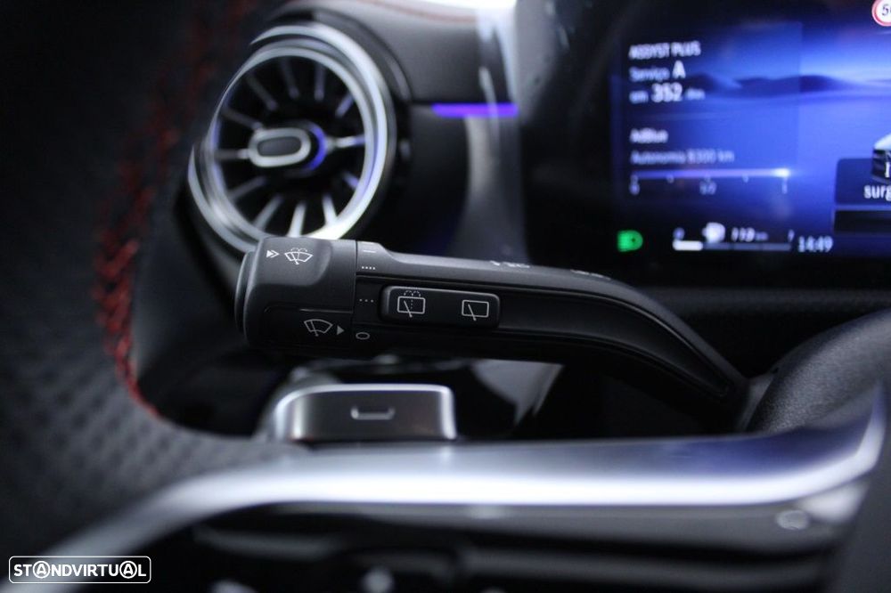 Mercedes-Benz CLA 180 d Shooting Brake AMG Line Aut. - 24