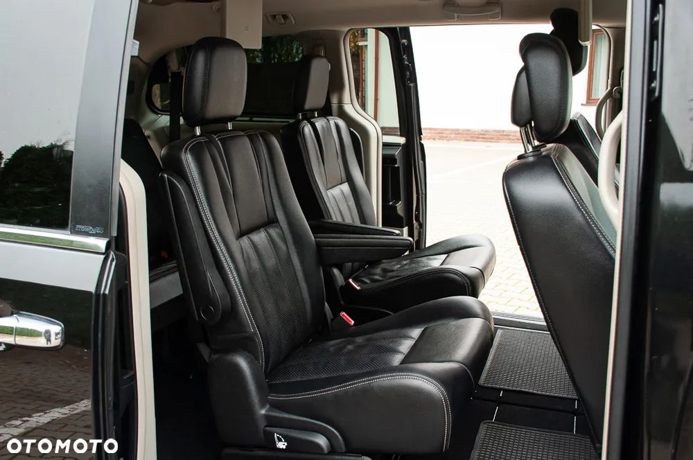 Lancia Voyager 3.6 Platinum - 20