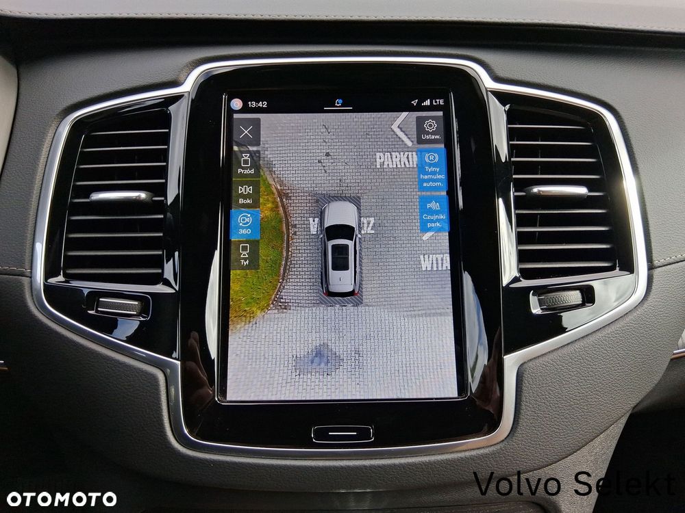 Volvo XC 90 - 25