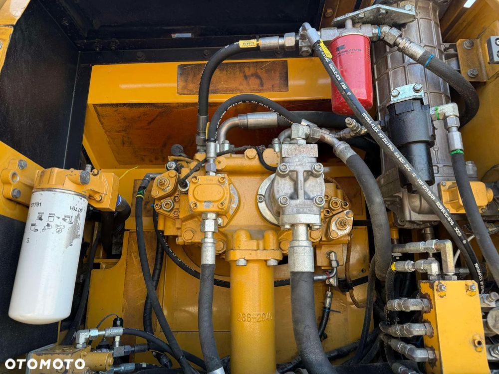 Caterpillar M 325 DLMH - 18