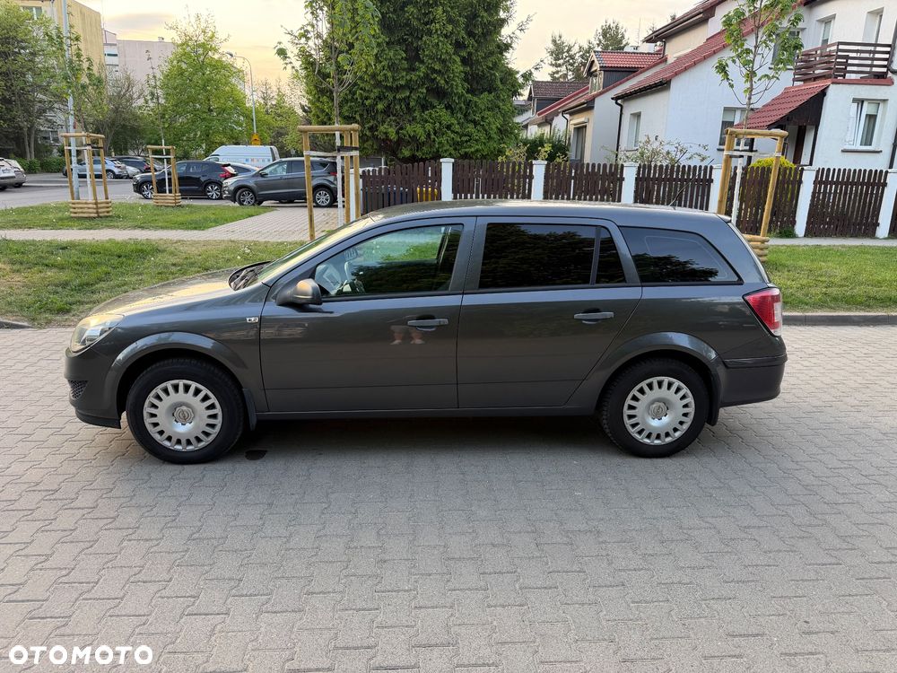Opel Astra 1.6 Innovation - 2
