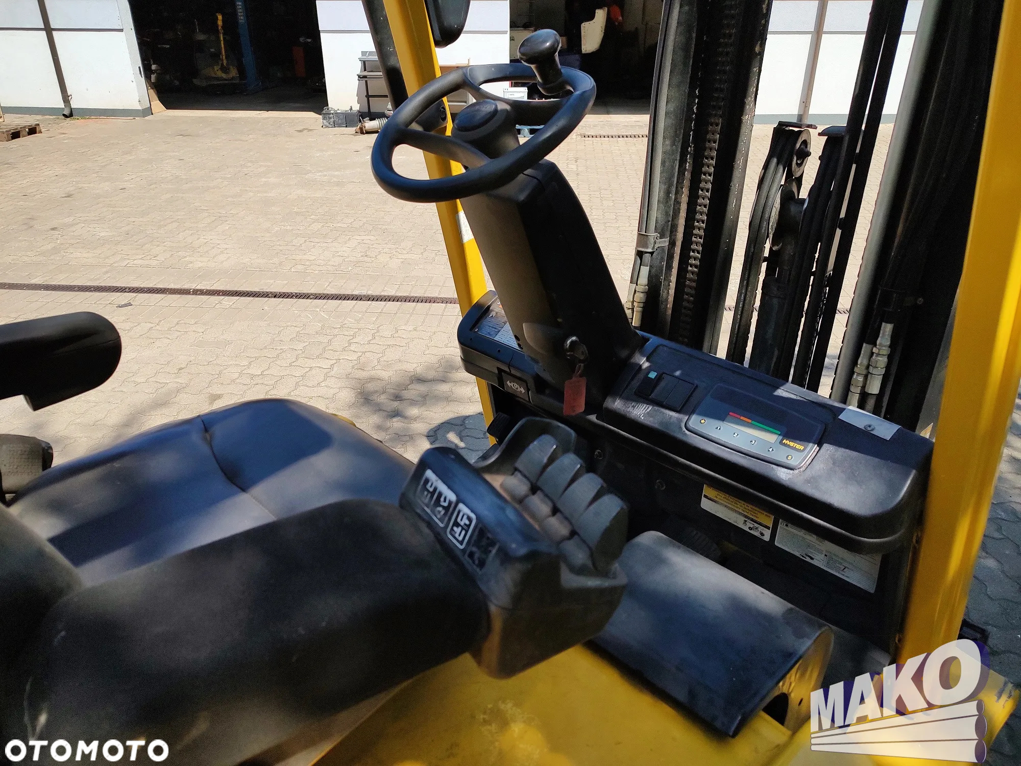 Hyster J2.50XM-717 - 10