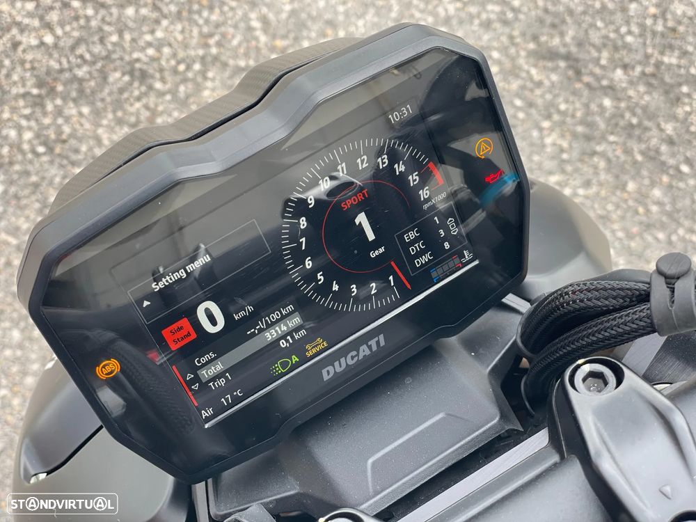 Ducati Streetfighter V4 SP2 - 17