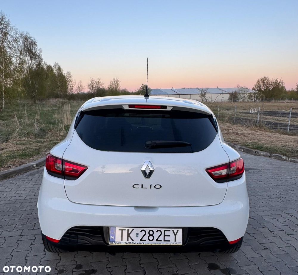 Renault Clio 1.2 16V 75 Experience - 2