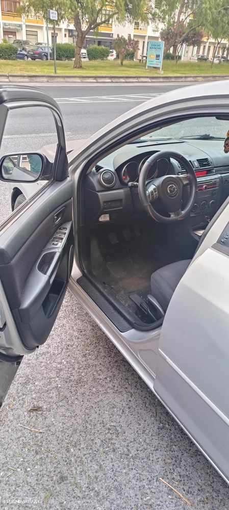 Mazda 3 Hatchback MZR 1.6 CD Comfort - 8