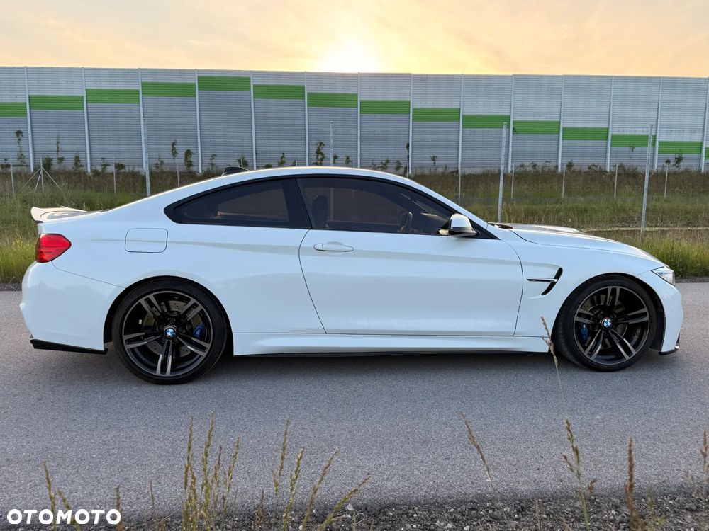 BMW M4 - 9
