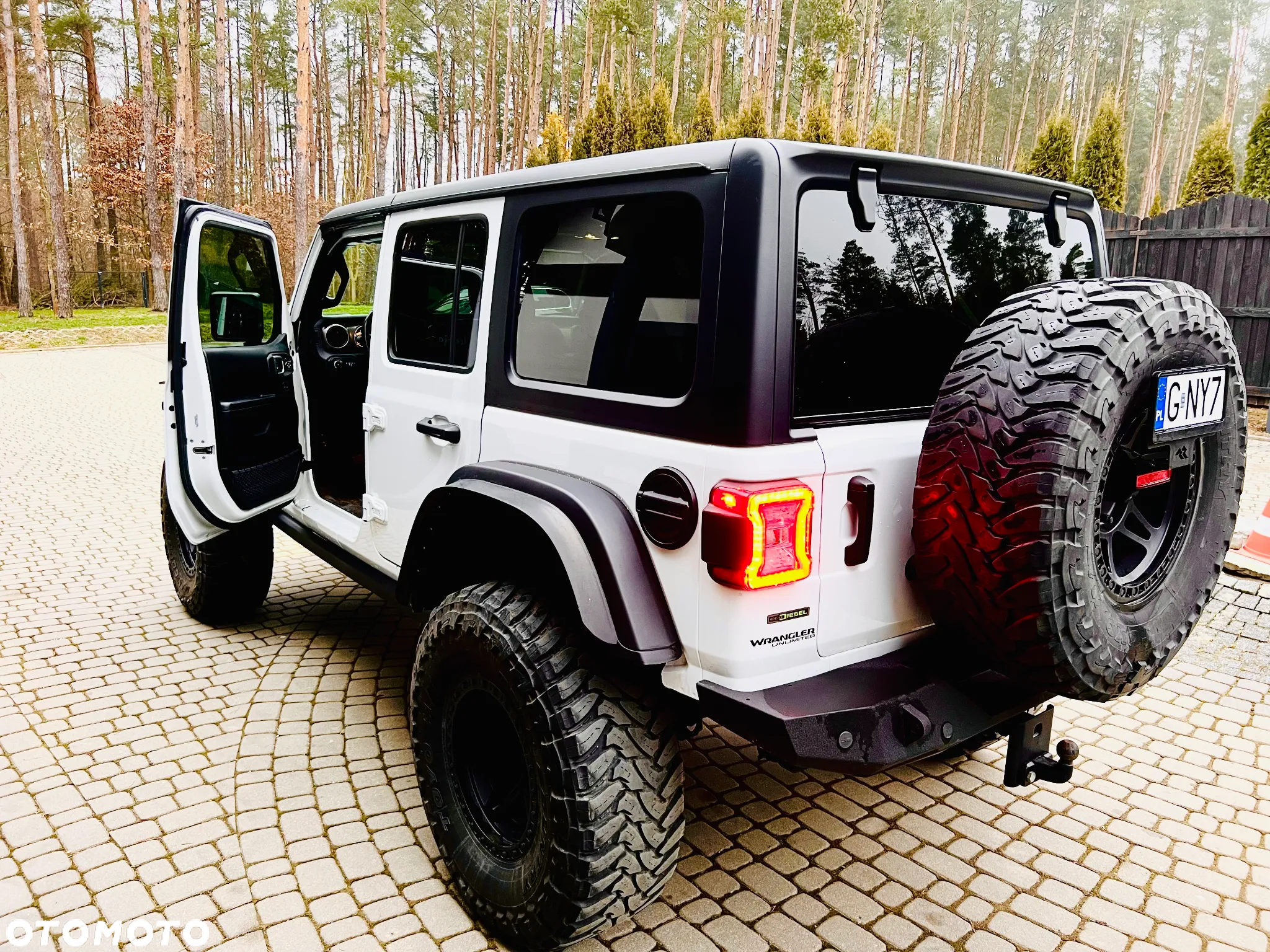 Jeep Wrangler - 4